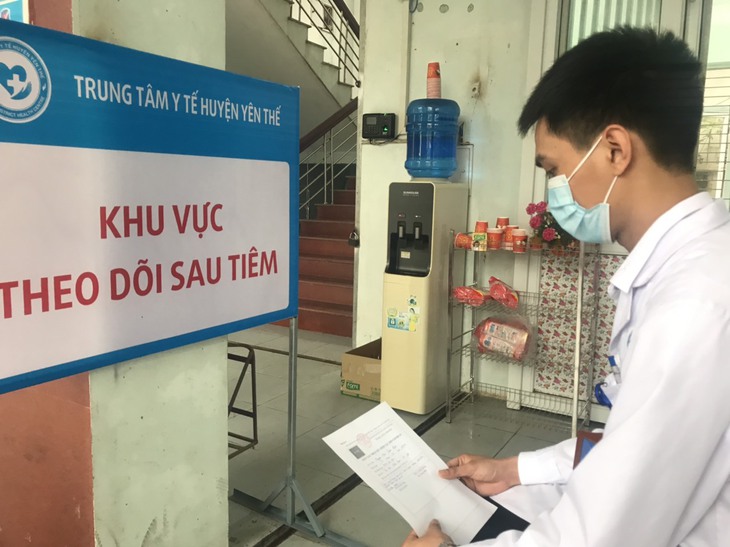 theo doi sau tiem vac xin